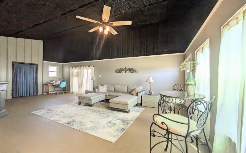 154 Yosemite Drive, Whitney, TX 76692, 1 Bedroom Bedrooms, ,1 BathroomBathrooms,Residential,For Sale,154 Yosemite Drive,20691811