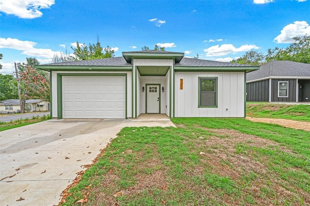 730 E Walker Street, Denison, TX 75021, 3 Bedrooms Bedrooms, ,2 BathroomsBathrooms,Residential,For Sale,730 E Walker Street,20692155