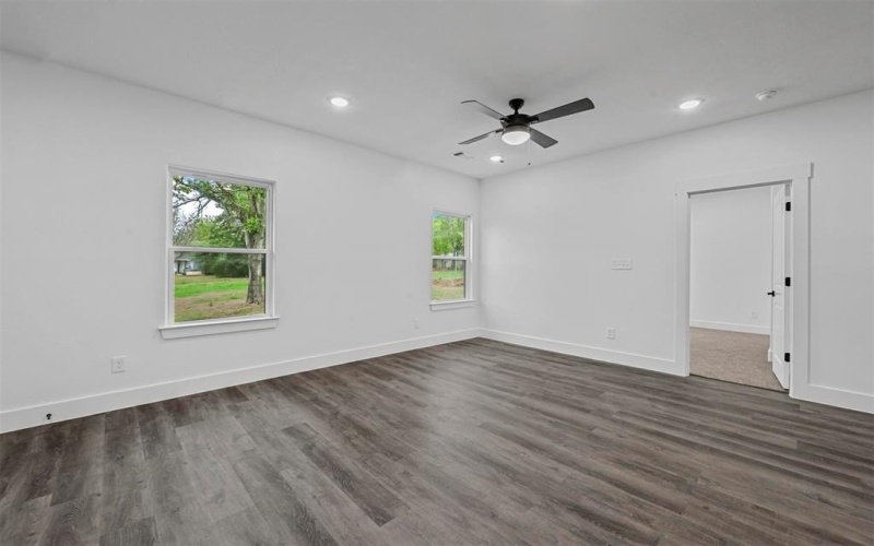 730 E Walker Street, Denison, TX 75021, 3 Bedrooms Bedrooms, ,2 BathroomsBathrooms,Residential,For Sale,730 E Walker Street,20692155