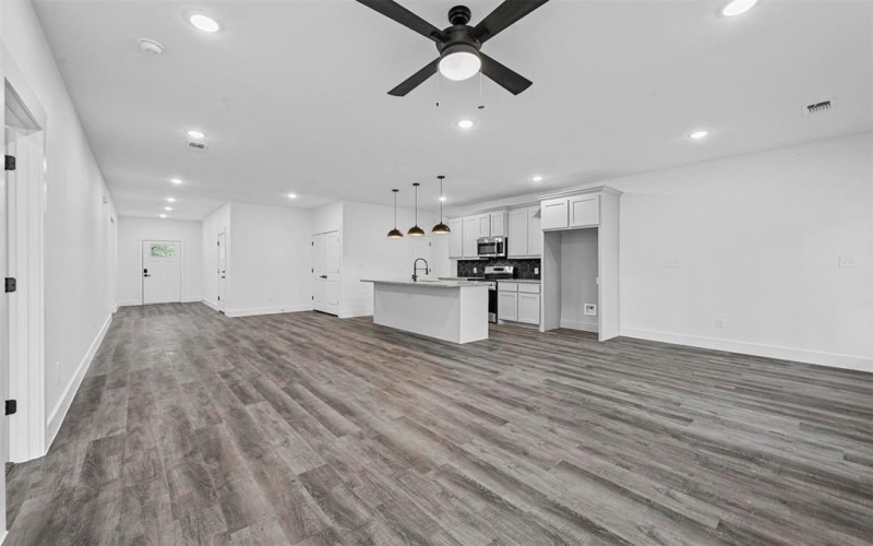 730 E Walker Street, Denison, TX 75021, 3 Bedrooms Bedrooms, ,2 BathroomsBathrooms,Residential,For Sale,730 E Walker Street,20692155