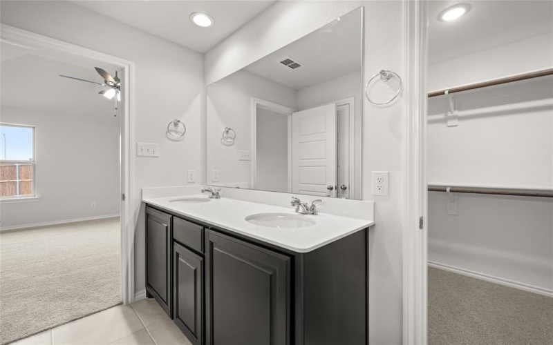 9344 Martinique Lane, Fort Worth, TX 76123, 3 Bedrooms Bedrooms, ,2 BathroomsBathrooms,Residential,For Sale,9344 Martinique Lane,20709040