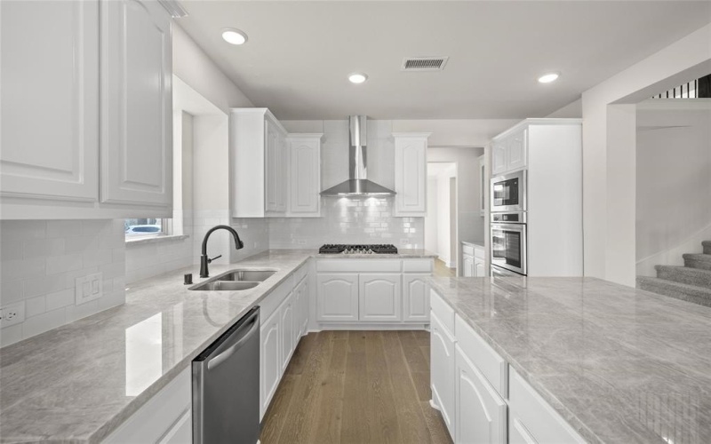 305 Tradd Street, Glenn Heights, TX 75154, 5 Habitaciones Habitaciones , ,5 BañosBaños,Residential,En Venta,305 Tradd Street,20693201