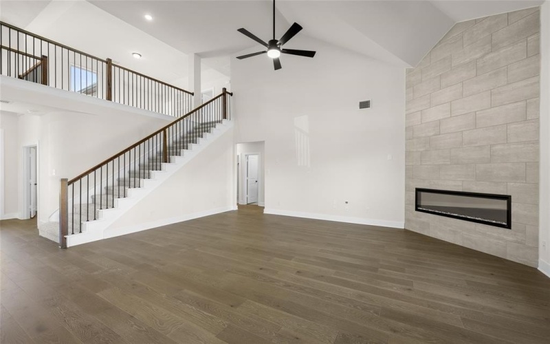 305 Tradd Street, Glenn Heights, TX 75154, 5 Habitaciones Habitaciones , ,5 BañosBaños,Residential,En Venta,305 Tradd Street,20693201