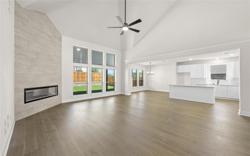 305 Tradd Street, Glenn Heights, TX 75154, 5 Habitaciones Habitaciones , ,5 BañosBaños,Residential,En Venta,305 Tradd Street,20693201