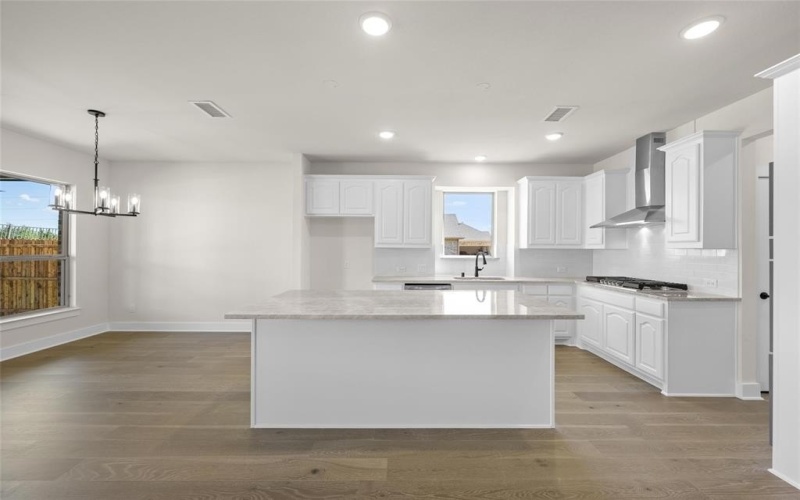 305 Tradd Street, Glenn Heights, TX 75154, 5 Habitaciones Habitaciones , ,5 BañosBaños,Residential,En Venta,305 Tradd Street,20693201