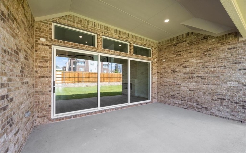 227 Tradd Street, Glenn Heights, TX 75154, 5 Habitaciones Habitaciones , ,3 BañosBaños,Residential,En Venta,227 Tradd Street,20693791
