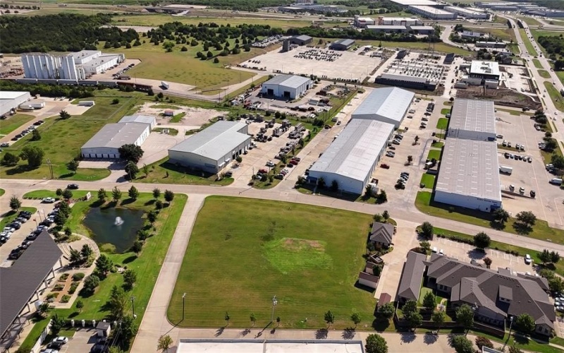 624 S Wisteria Street, Mansfield, TX 76063, ,Commercial Sale,En Venta,624 S Wisteria Street,20710569