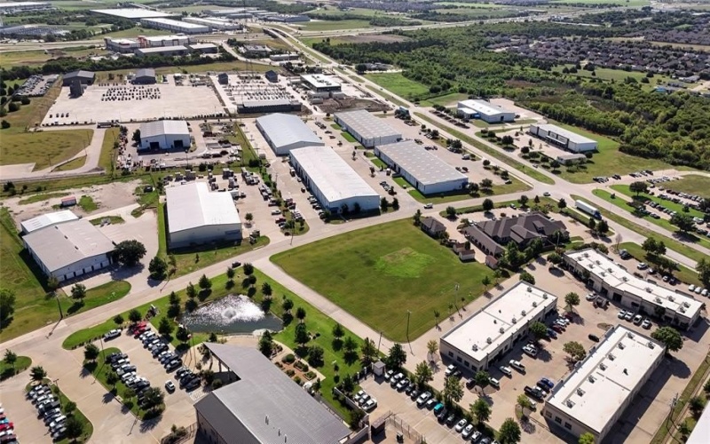 624 S Wisteria Street, Mansfield, TX 76063, ,Commercial Sale,En Venta,624 S Wisteria Street,20710569