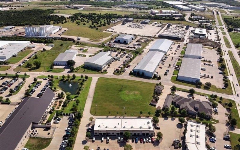 624 S Wisteria Street, Mansfield, TX 76063, ,Commercial Sale,En Venta,624 S Wisteria Street,20710569
