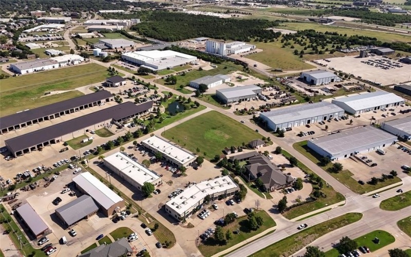 624 S Wisteria Street, Mansfield, TX 76063, ,Commercial Sale,En Venta,624 S Wisteria Street,20710569