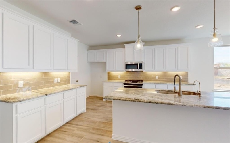 2801 Classical Drive, Denton, TX 76226, 5 Habitaciones Habitaciones , ,3 BañosBaños,Residential,En Venta,2801 Classical Drive,20694088