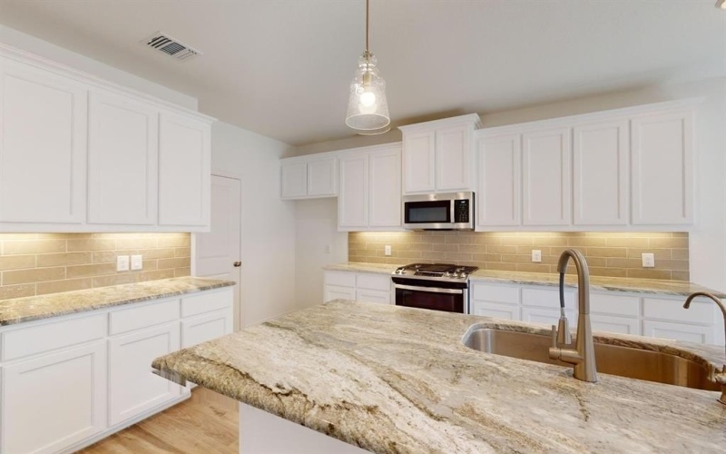 2801 Classical Drive, Denton, TX 76226, 5 Habitaciones Habitaciones , ,3 BañosBaños,Residential,En Venta,2801 Classical Drive,20694088