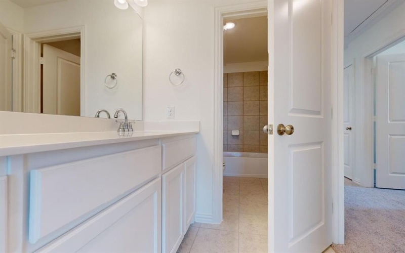 2801 Classical Drive, Denton, TX 76226, 5 Habitaciones Habitaciones , ,3 BañosBaños,Residential,En Venta,2801 Classical Drive,20694088