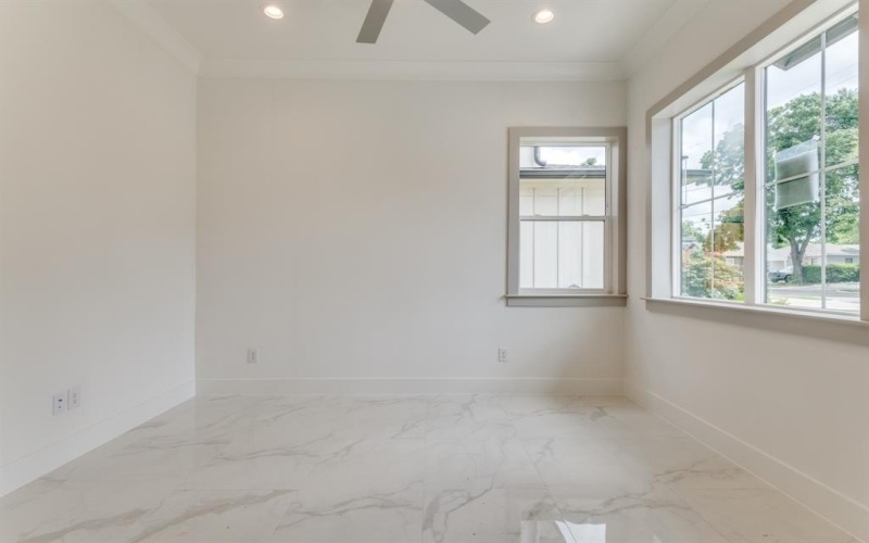 6631 Tyree Street, Dallas, TX 75209, 6 Habitaciones Habitaciones , ,5 BañosBaños,Residential Lease,En Alquiler,6631 Tyree Street,20710976