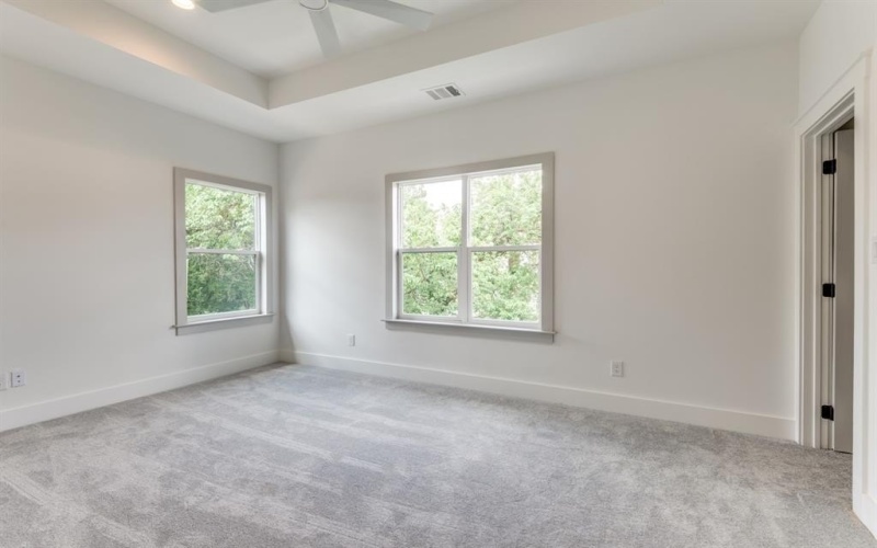6631 Tyree Street, Dallas, TX 75209, 6 Habitaciones Habitaciones , ,5 BañosBaños,Residential Lease,En Alquiler,6631 Tyree Street,20710976