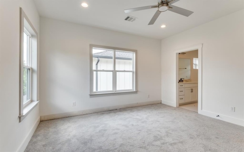 6631 Tyree Street, Dallas, TX 75209, 6 Habitaciones Habitaciones , ,5 BañosBaños,Residential Lease,En Alquiler,6631 Tyree Street,20710976