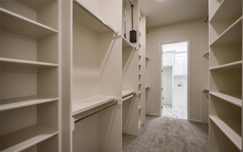 2719 Village Road, Granbury, TX 76049, 4 Bedrooms Bedrooms, ,3 BathroomsBathrooms,Residential,For Sale,2719 Village Road,20694332
