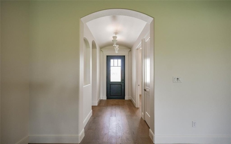 2719 Village Road, Granbury, TX 76049, 4 Bedrooms Bedrooms, ,3 BathroomsBathrooms,Residential,For Sale,2719 Village Road,20694332
