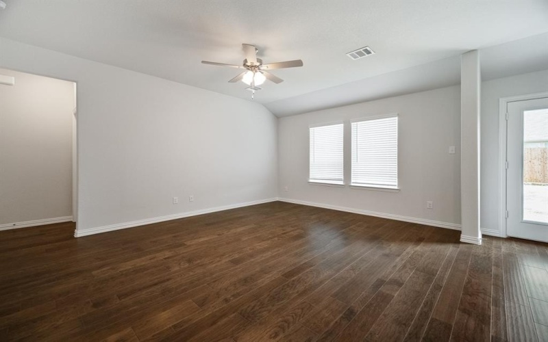 3915 Condor Drive, Crandall, TX 75114, 3 Bedrooms Bedrooms, ,2 BathroomsBathrooms,Residential,For Sale,3915 Condor Drive,20694705