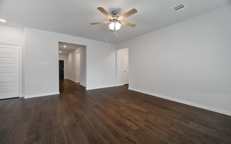 3915 Condor Drive, Crandall, TX 75114, 3 Bedrooms Bedrooms, ,2 BathroomsBathrooms,Residential,For Sale,3915 Condor Drive,20694705