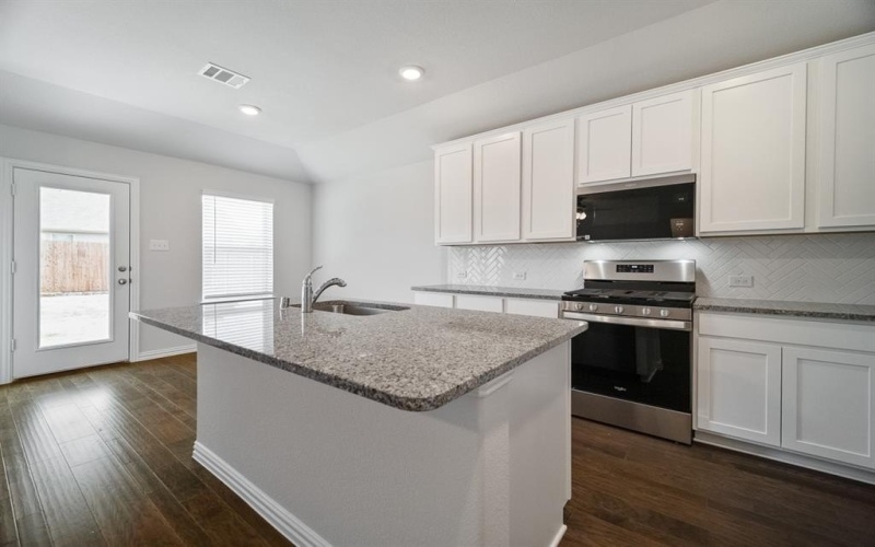 3915 Condor Drive, Crandall, TX 75114, 3 Bedrooms Bedrooms, ,2 BathroomsBathrooms,Residential,For Sale,3915 Condor Drive,20694705