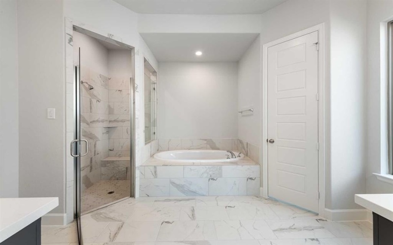 2434 Shane Drive, Midlothian, TX 76065, 4 Bedrooms Bedrooms, ,3 BathroomsBathrooms,Residential,For Sale,2434 Shane Drive,20695058