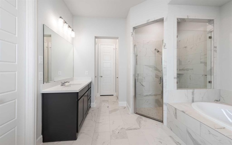 2434 Shane Drive, Midlothian, TX 76065, 4 Bedrooms Bedrooms, ,3 BathroomsBathrooms,Residential,For Sale,2434 Shane Drive,20695058