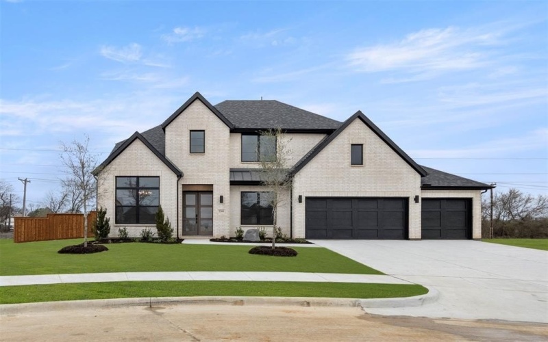 2201 Steed Run Drive, Mansfield, TX 76063, 4 Habitaciones Habitaciones , ,5 BañosBaños,Residential,En Venta,2201 Steed Run Drive,20712001
