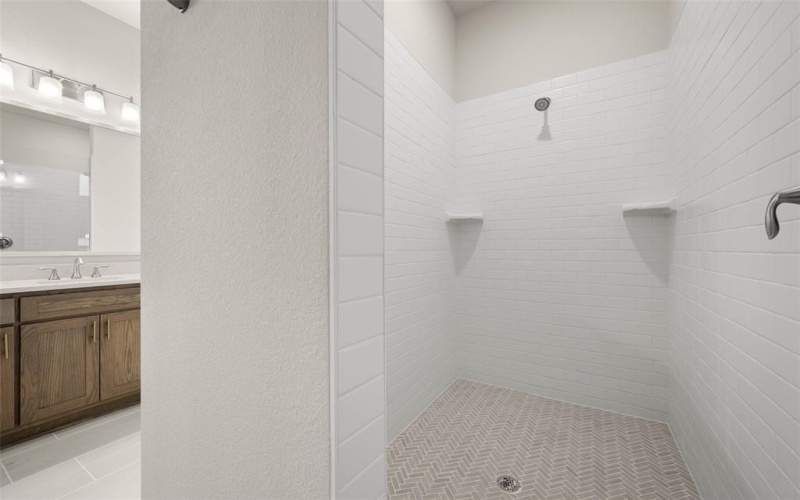 2201 Steed Run Drive, Mansfield, TX 76063, 4 Habitaciones Habitaciones , ,5 BañosBaños,Residential,En Venta,2201 Steed Run Drive,20712001
