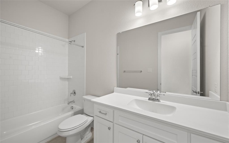 2001 Rockwood Lane, Mansfield, TX 76063, 4 Habitaciones Habitaciones , ,5 BañosBaños,Residential,En Venta,2001 Rockwood Lane,20712032