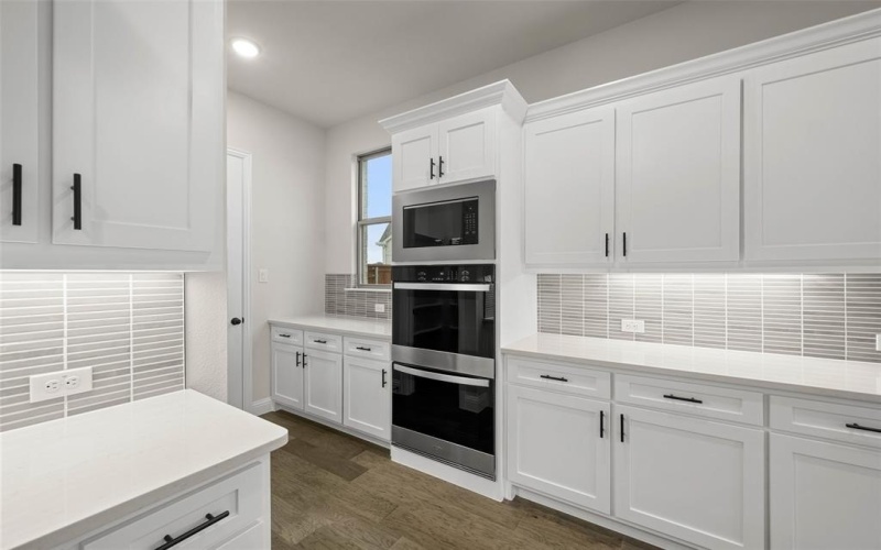 2406 Rockwood Lane, Mansfield, TX 76063, 4 Habitaciones Habitaciones , ,5 BañosBaños,Residential,En Venta,2406 Rockwood Lane,20712051