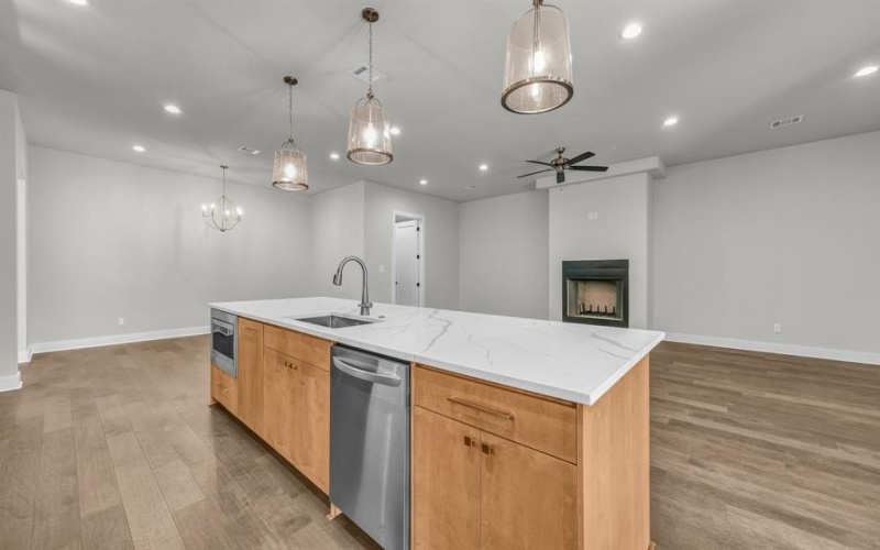 916 Eldorado Street, Weatherford, TX 76086, 4 Bedrooms Bedrooms, ,3 BathroomsBathrooms,Residential,For Sale,916 Eldorado Street,20695476