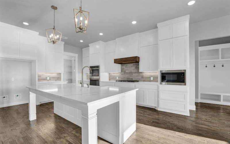 166 Fan Mill Trail, Weatherford, TX 76085, 4 Bedrooms Bedrooms, ,3 BathroomsBathrooms,Residential,For Sale,166 Fan Mill Trail,20695750