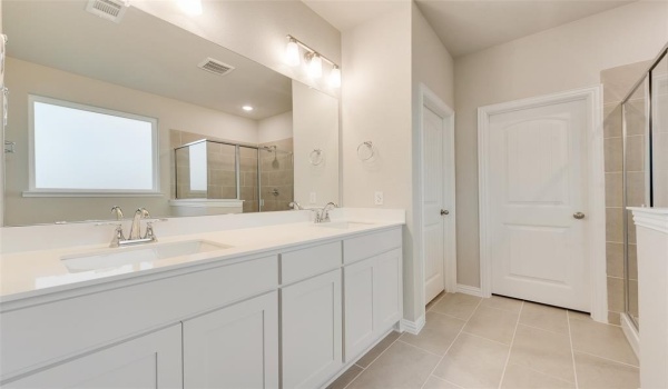 2619 Witness Tree Road, Oak Ridge, TX 75161, 4 Habitaciones Habitaciones , ,2 BañosBaños,Residential,En Venta,2619 Witness Tree Road,20695780