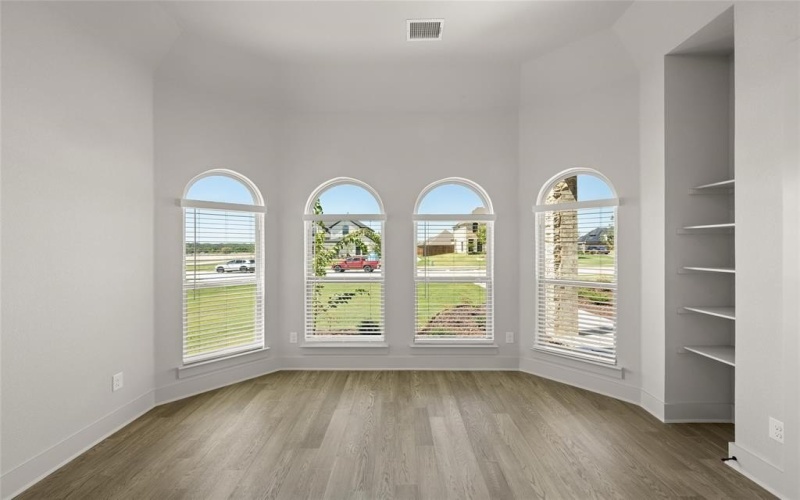 310 Penrose Drive, Ovilla, TX 75154, 4 Bedrooms Bedrooms, ,3 BathroomsBathrooms,Residential,For Sale,310 Penrose Drive,20696163