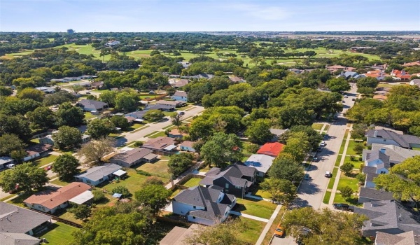5817 Coleman Street, Westworth Village, TX 76114, 4 Bedrooms Bedrooms, ,2 BathroomsBathrooms,Residential,For Sale,5817 Coleman Street,20712935