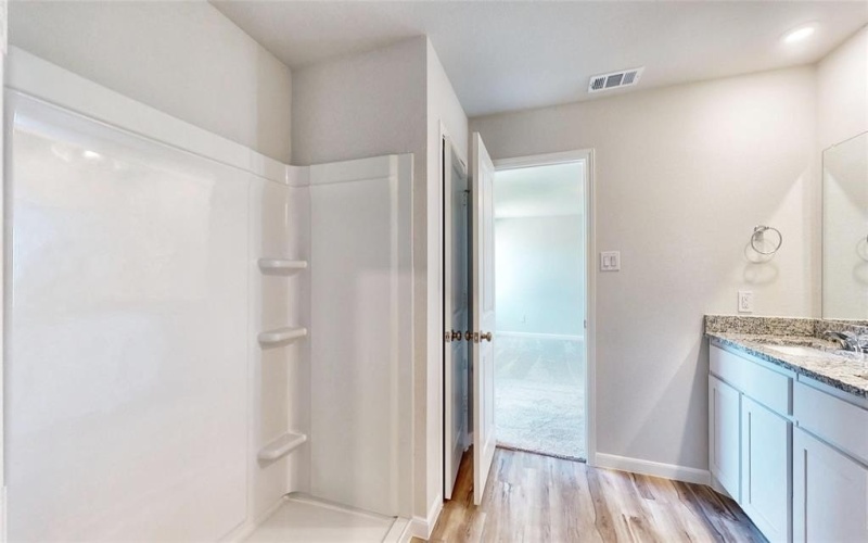 116 Cooper Drive, Cleburne, TX 76031, 5 Bedrooms Bedrooms, ,3 BathroomsBathrooms,Residential,For Sale,116 Cooper Drive,20713477