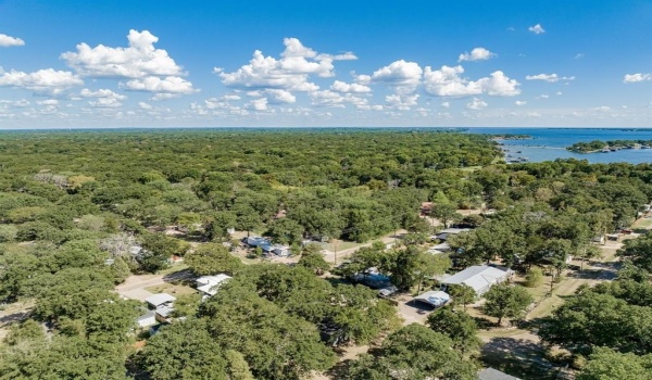 151 Pawnee Trail, Mabank, TX 75156, 3 Habitaciones Habitaciones , ,2 BañosBaños,Residential,En Venta,151 Pawnee Trail,20697013