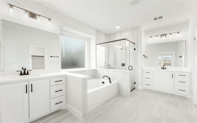 225 Redford Lane, Forney, TX 75126, 4 Habitaciones Habitaciones , ,2 BañosBaños,Residential,En Venta,225 Redford Lane,20713833