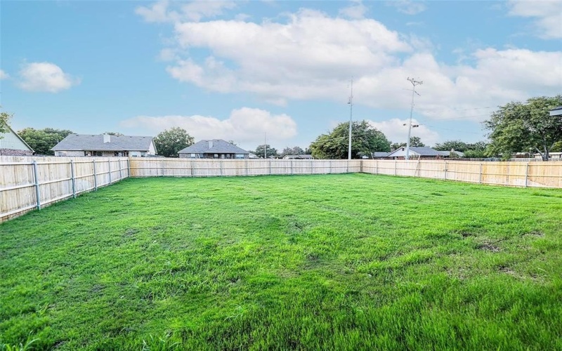 1412 Mason Street, Bowie, TX 76230, 3 Bedrooms Bedrooms, ,2 BathroomsBathrooms,Residential,For Sale,1412 Mason Street,20697801