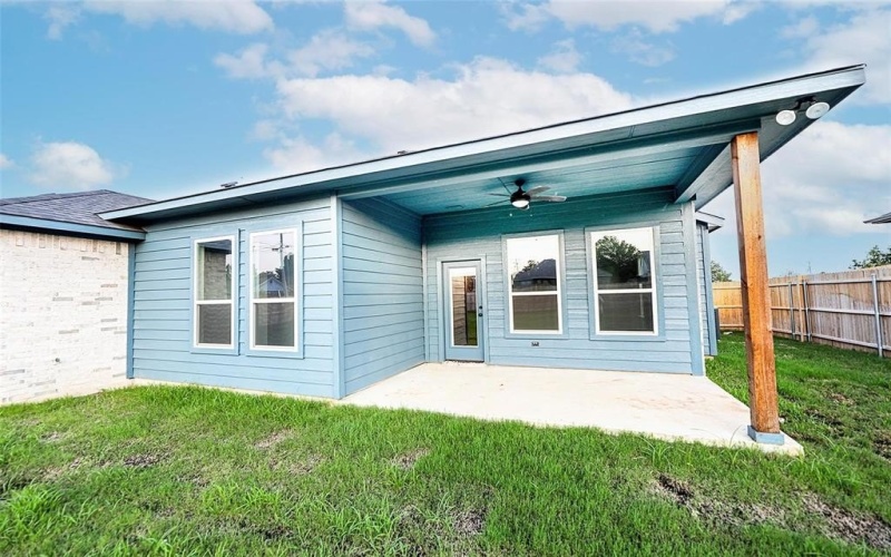 1412 Mason Street, Bowie, TX 76230, 3 Bedrooms Bedrooms, ,2 BathroomsBathrooms,Residential,For Sale,1412 Mason Street,20697801