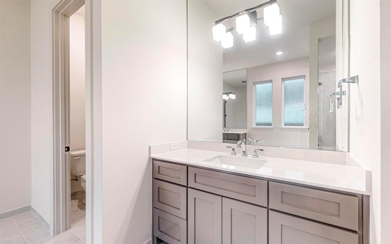 7113 Woodside Drive, Argyle, TX 76226, 3 Bedrooms Bedrooms, ,3 BathroomsBathrooms,Residential,For Sale,7113 Woodside Drive,20713979