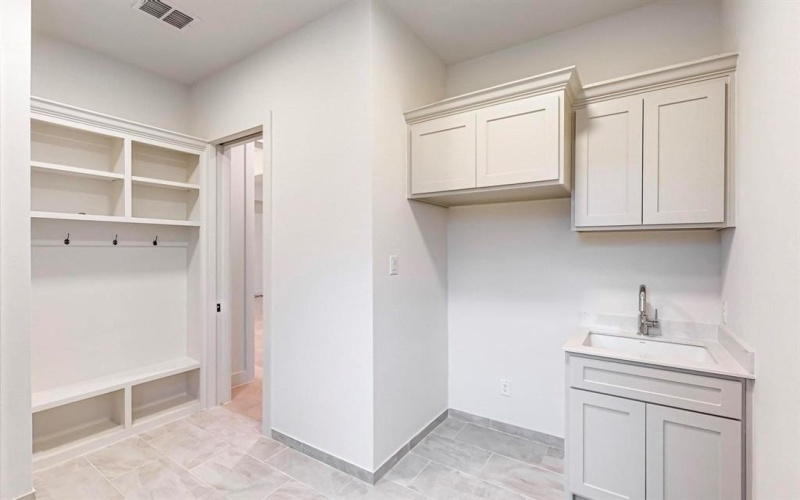 7113 Woodside Drive, Argyle, TX 76226, 3 Bedrooms Bedrooms, ,3 BathroomsBathrooms,Residential,For Sale,7113 Woodside Drive,20713979