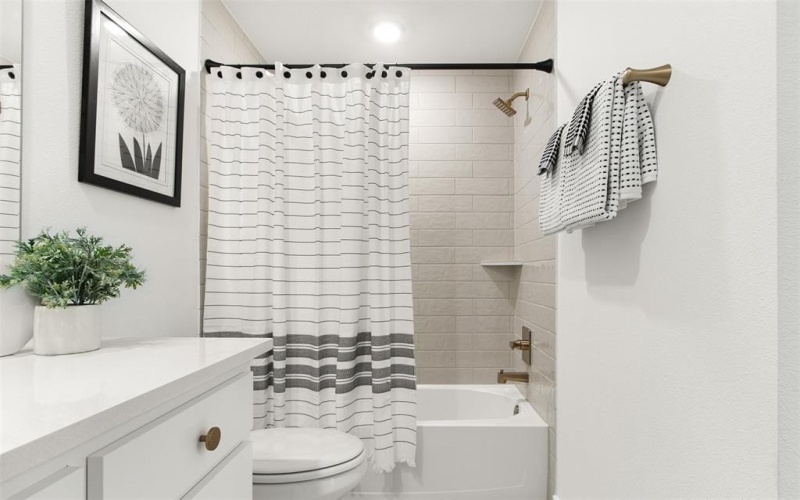 2873 Edmondson, The Colony, TX 75056, 3 Habitaciones Habitaciones , ,2 BañosBaños,Residential,En Venta,2873 Edmondson,20698845