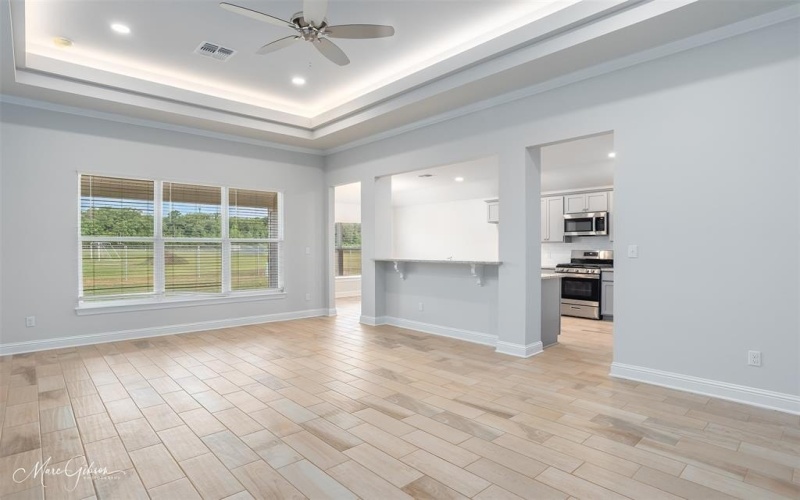 565 Brunswick Gardens, Haughton, LA 71037, 4 Bedrooms Bedrooms, ,2 BathroomsBathrooms,Residential,For Sale,565 Brunswick Gardens,20699035