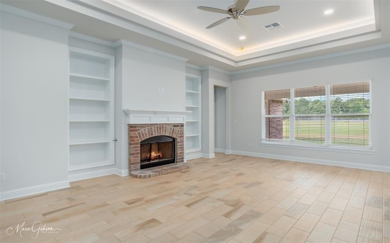 565 Brunswick Gardens, Haughton, LA 71037, 4 Bedrooms Bedrooms, ,2 BathroomsBathrooms,Residential,For Sale,565 Brunswick Gardens,20699035