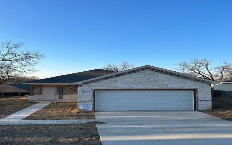 2315 Fatima Avenue, Dallas, TX 75241, 3 Bedrooms Bedrooms, ,2 BathroomsBathrooms,Residential,For Sale,2315 Fatima Avenue,20699060