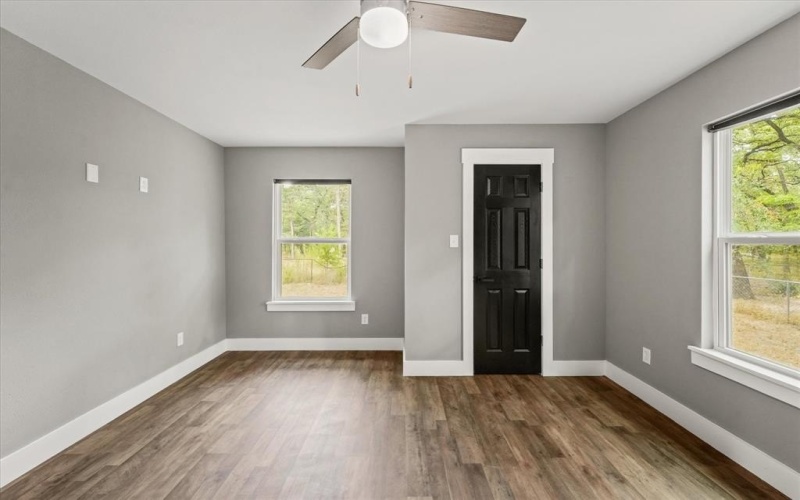 310 Eagle Drive, Gun Barrel City, TX 75156, 3 Habitaciones Habitaciones , ,2 BañosBaños,Residential,En Venta,310 Eagle Drive,20699109