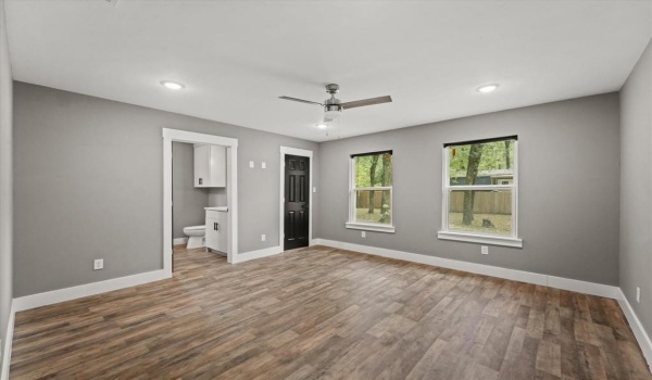 310 Eagle Drive, Gun Barrel City, TX 75156, 3 Habitaciones Habitaciones , ,2 BañosBaños,Residential,En Venta,310 Eagle Drive,20699109