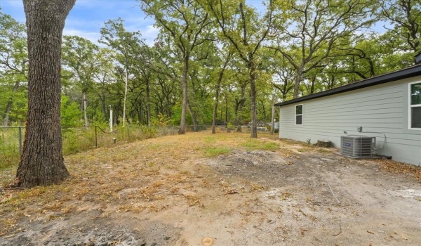 310 Eagle Drive, Gun Barrel City, TX 75156, 3 Habitaciones Habitaciones , ,2 BañosBaños,Residential,En Venta,310 Eagle Drive,20699109